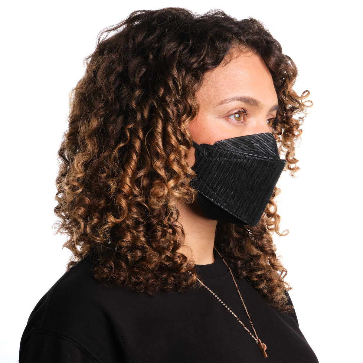 Flexible Nose Bridge Piece & Breathable Shape